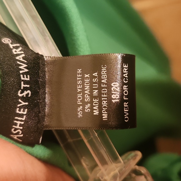 NWT crepe joggers - Picture 6 of 7